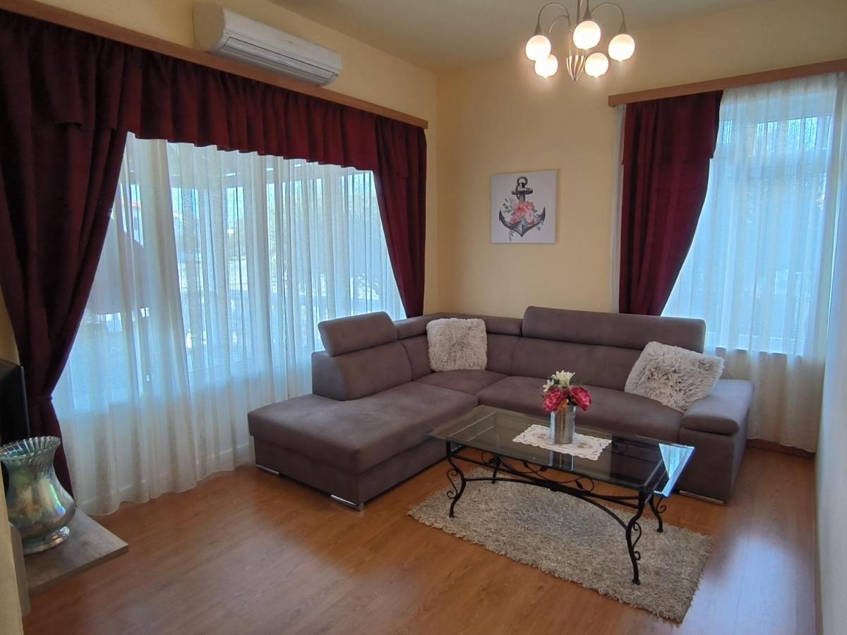 Apartments Kimm ポレッチ エクステリア 写真