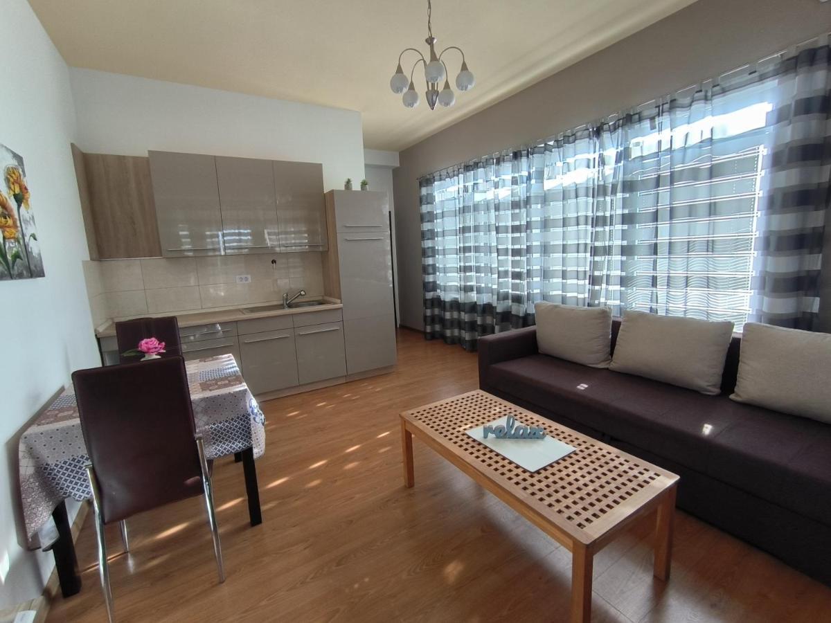 Apartments Kimm ポレッチ エクステリア 写真